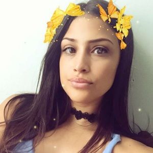 Meet your Posher, Celina